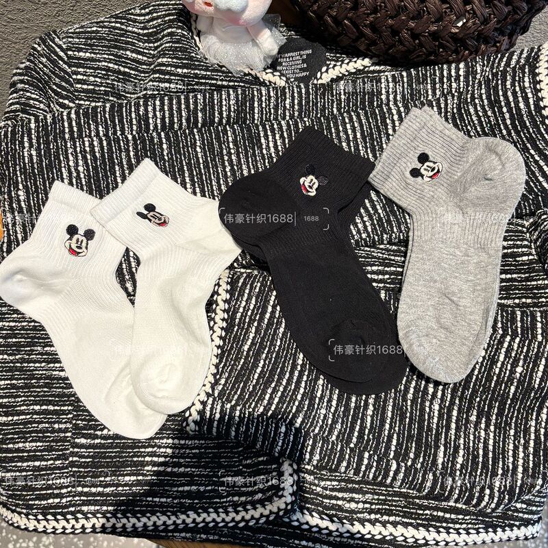 Spring New Cartoon Mickey Mouse Right-Angle Socks for Women, Sports Socks, Korean Dongdaemun Style Versatile Cute Ankle Socks Spring New Cartoon Mickey Mouse Right-Angle Socks for Women, Sports Socks, Korean Dongdaemun Style Versatile Cute Ankle Socks