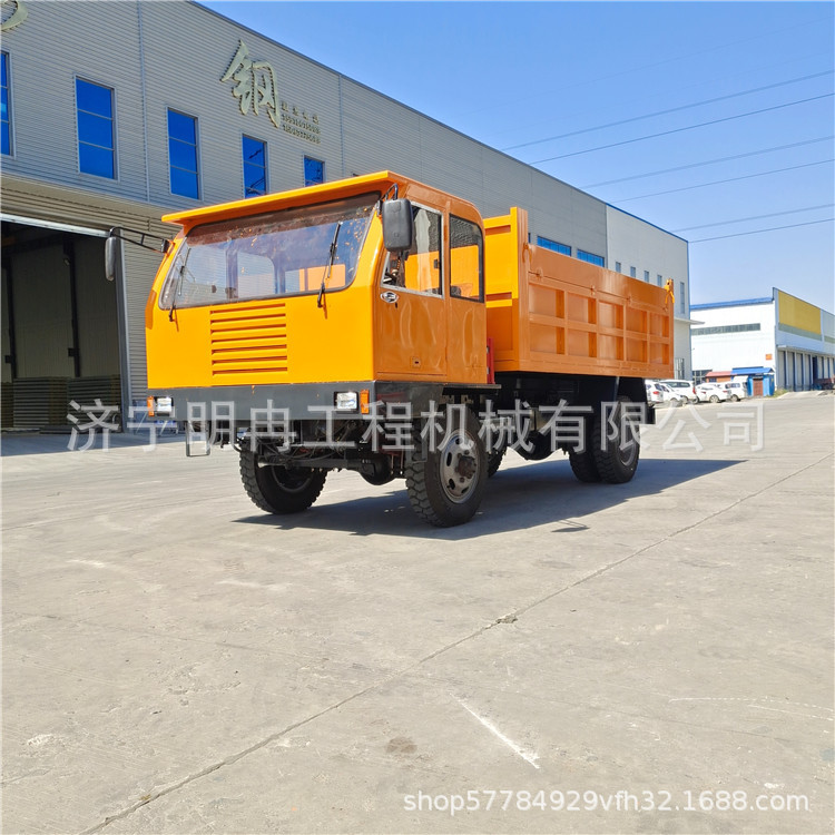 双人驾驶室轮式运输车农用20吨自卸车农田搬运四驱拉运翻斗爬山虎
