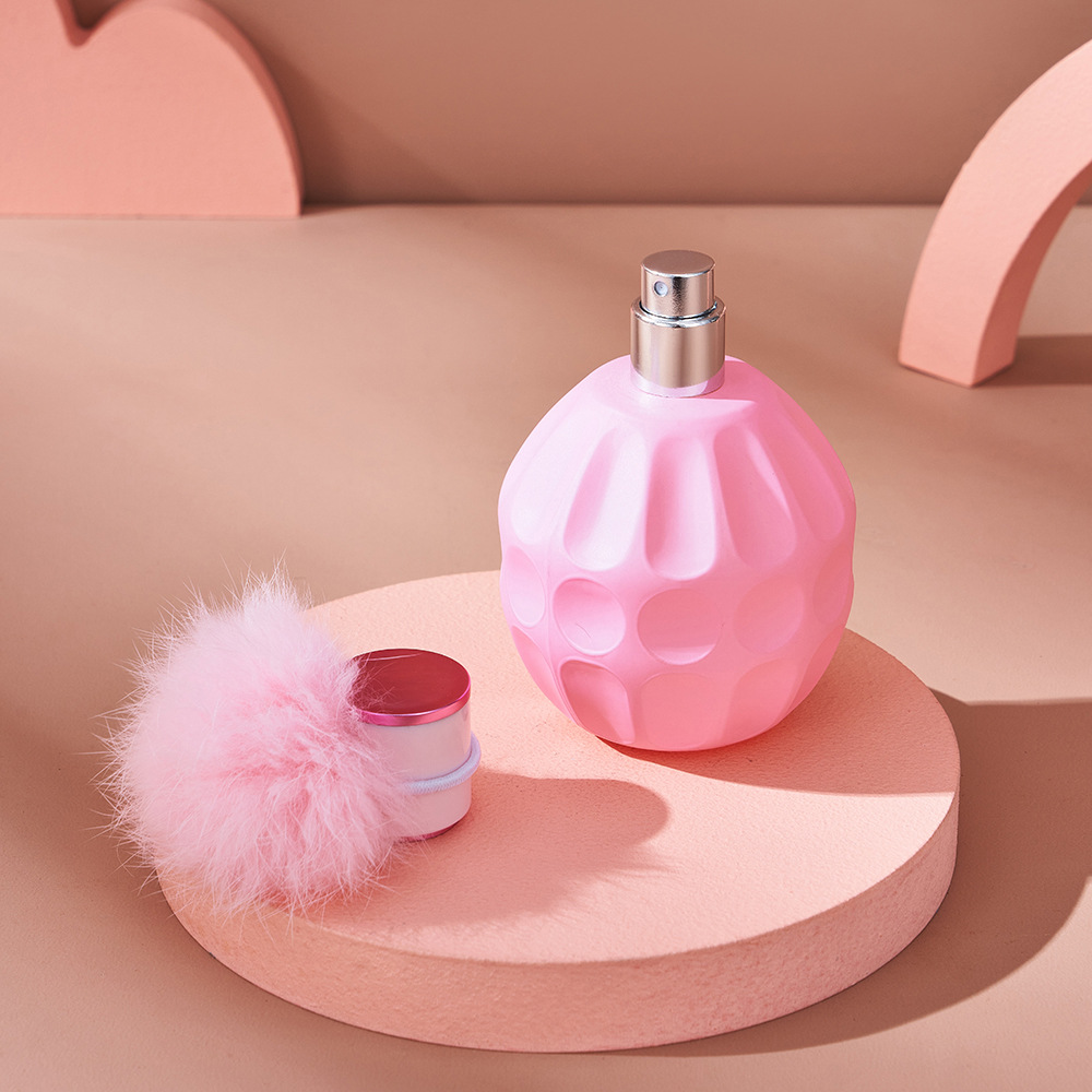 Eau de toilette donna profumo floreale e fruttato lunga durata_voghion.com