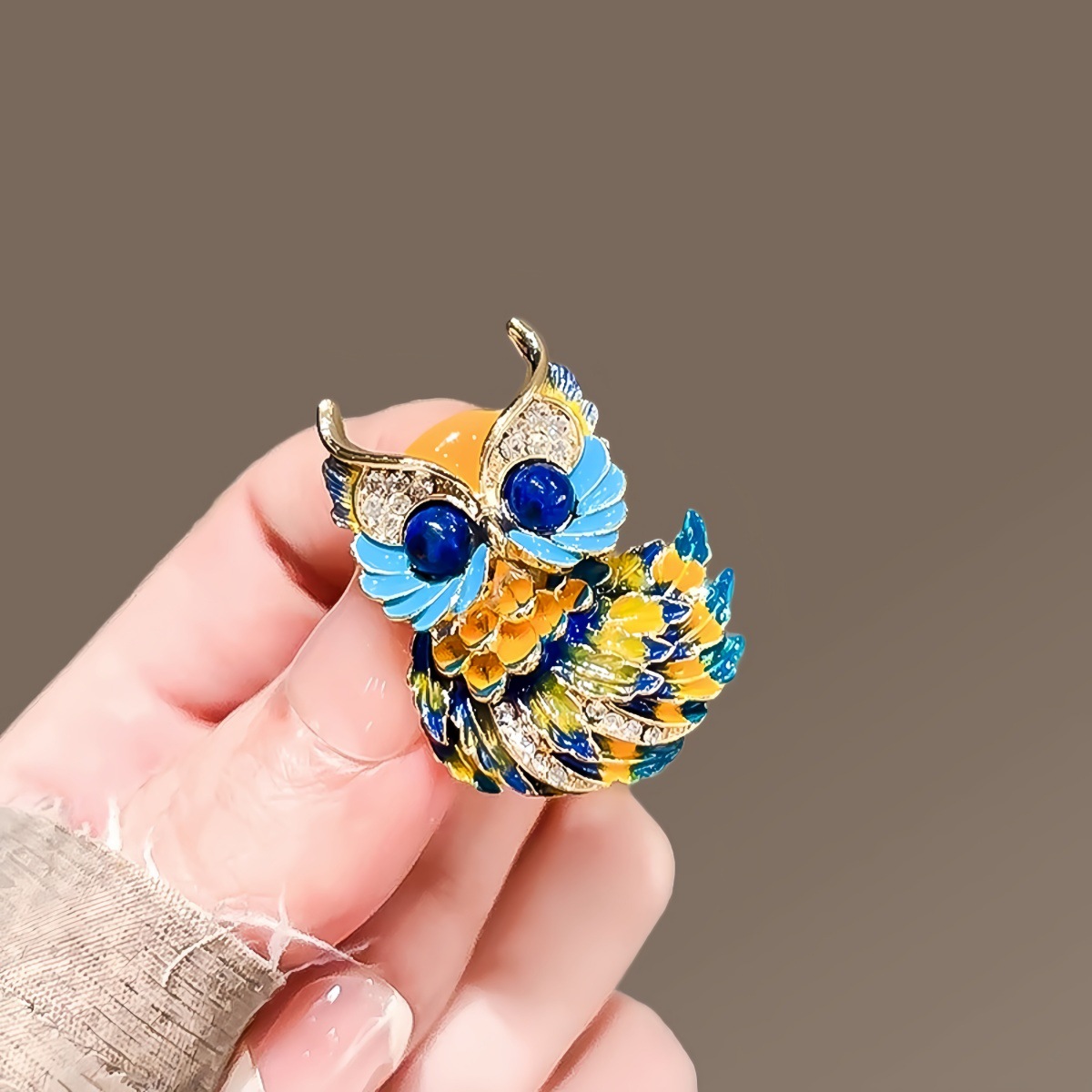 Cute Enamel Painted Owl Brooch for Men and Women, High-End Corsage, Small Animal Pin, Elegant Suit, Coat Accessories