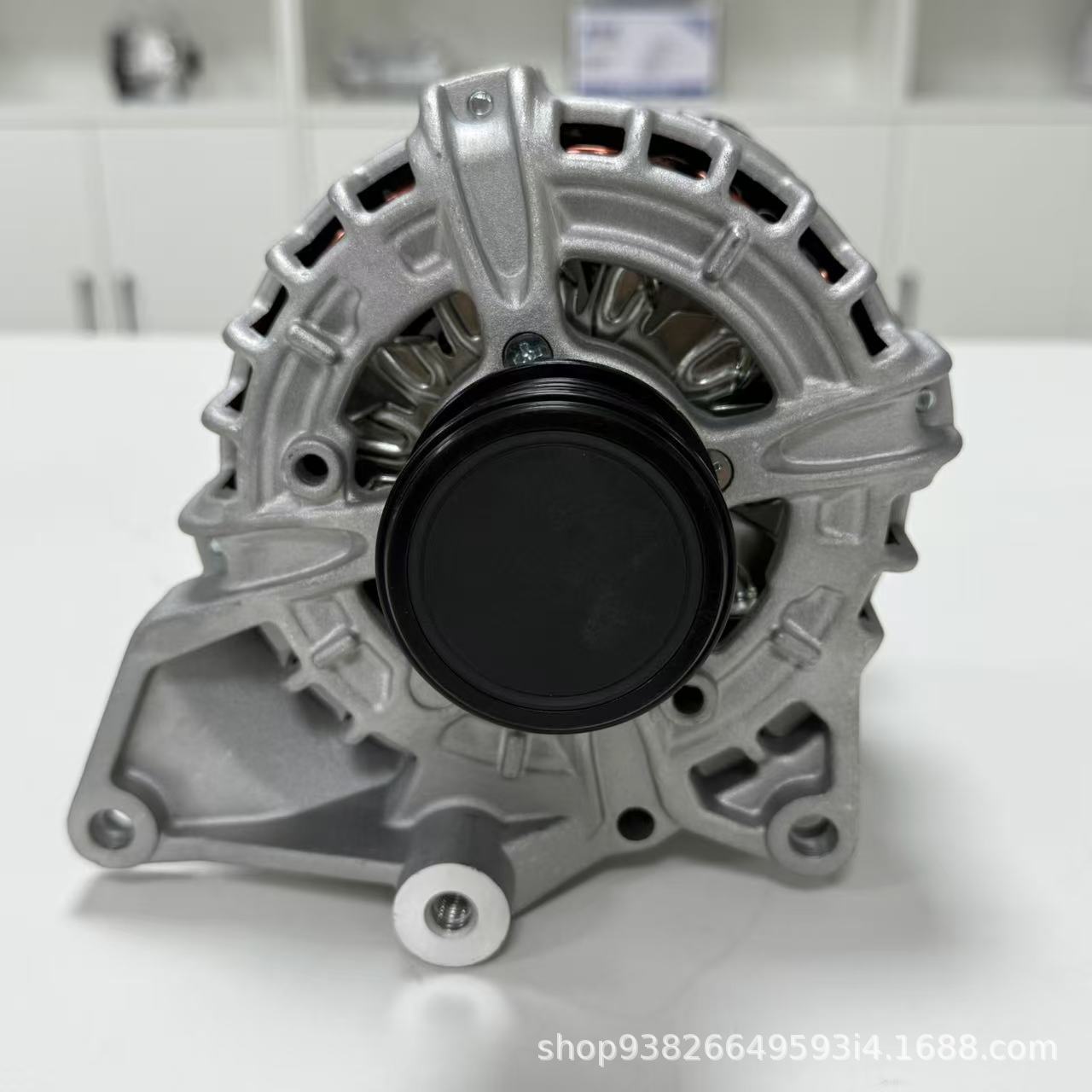Suitable for Mercedes-Benz Generator A0009061503 A0009060922 0125711119 Auto Parts