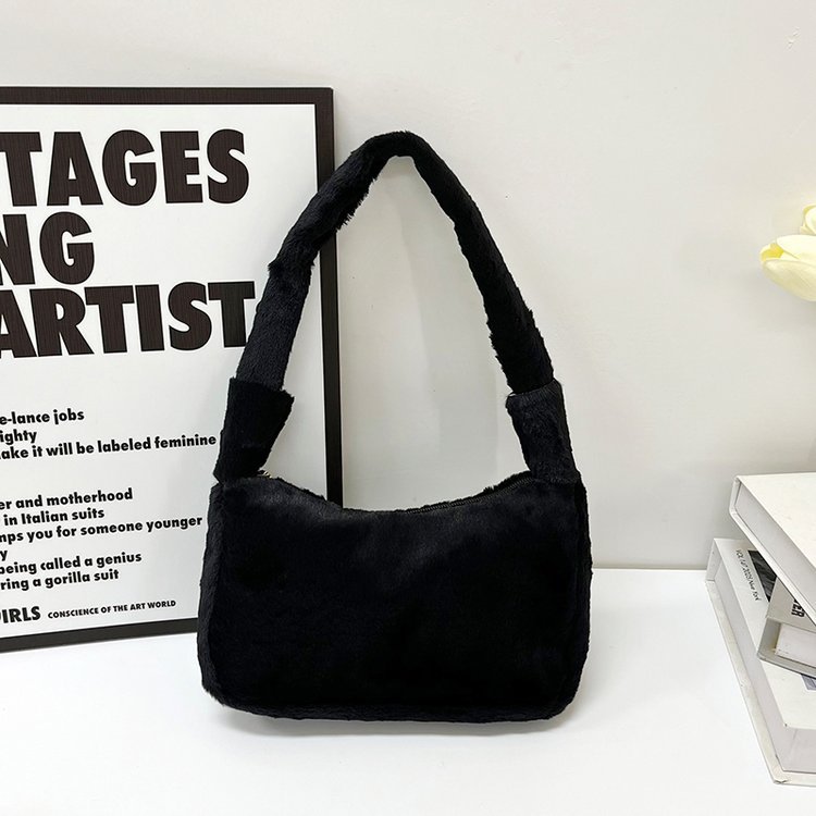 Otoño y invierno transfronterizos nuevos bolsos de peluche bolsos de moda bolsos de llave bolsos de maquillaje bolsos de chicas