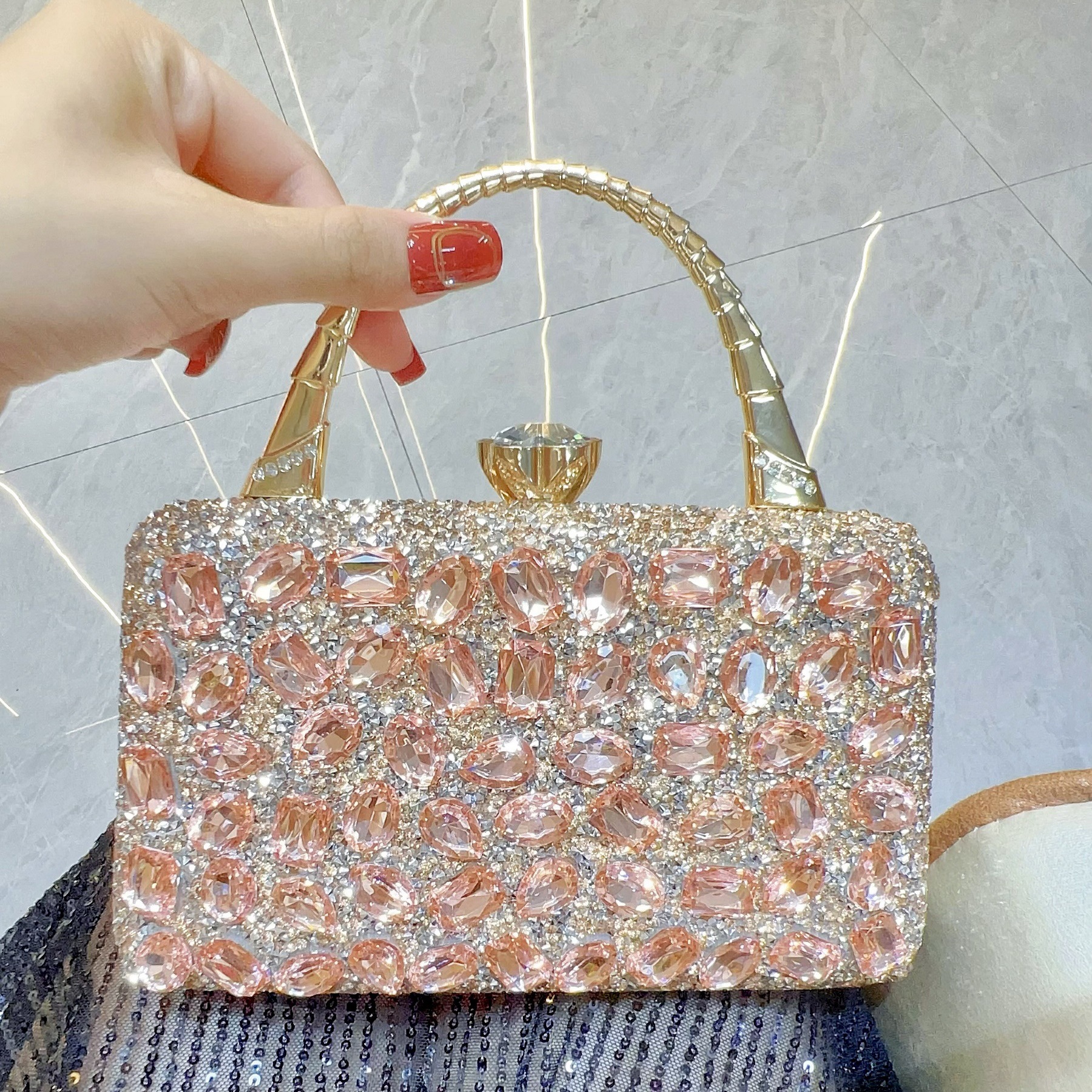 New Cross-Border Banquet Handbag For Women, Luxury Hand-Carry Crossbody Shoulder Bag, Sparkling Full-Diamond Evening Bag - Thumbnail 7