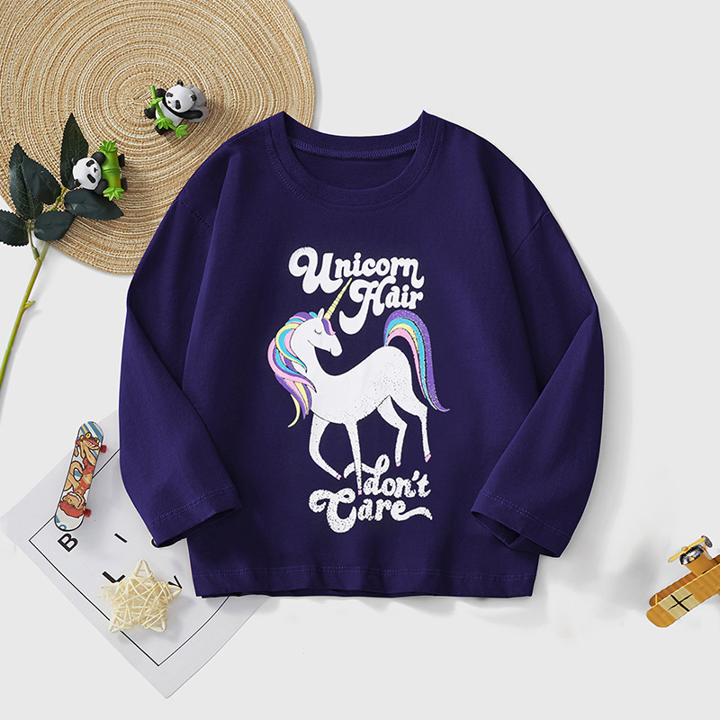 Camisetas de manga larga de estilo europeo y americano para niños y niños pequeños con patrones de dibujos animados, jerseys de cuello redondo y tops para bebés de otoño e invierno.