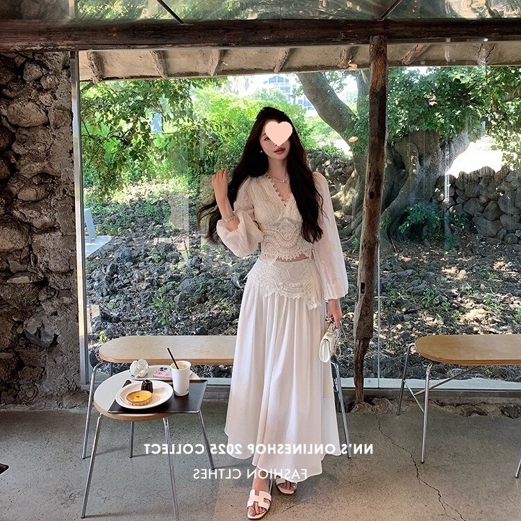 White Moonlight French-Style Heavy-Duty Lace Collar Blouse/Skirt Set for Women, Made of Sheep Wool, 2026 New Summer Collection White Moonlight French-Style Heavy-Duty Lace Collar Blouse/Skirt Set for Women, Made of Sheep Wool, 2026 New Summer Collection