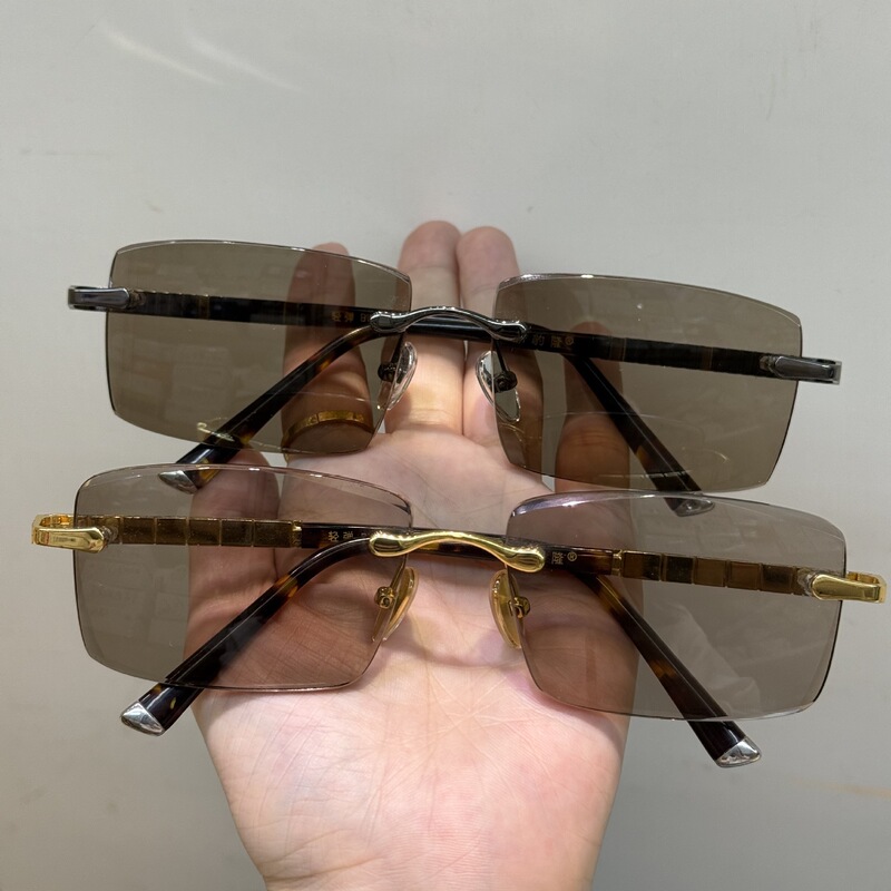 World Bank East China Sea Natural Crystal Glasses for Men and Women Rimless Edge-Cut Business Crystal Sunglasses Eye-Catching Sunscreen Sunglasses World Bank East China Sea Natural Crystal Glasses for Men and Women Rimless Edge-Cut Business Crystal Sunglasses Eye-Catching Sunscreen Sunglasses