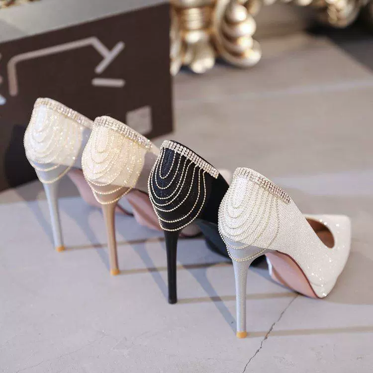 2025 new high-heeled shoes for women, silver waterproof platform, stiletto heels, versatile nightclub, versatile dress shoes, catwalk style and trendy
