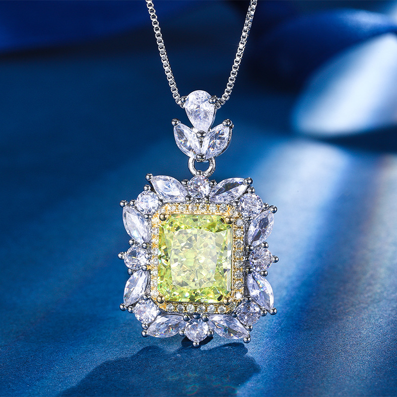 Otoño e invierno nuevo estilo Zhuangshengsheng joyería con alto contenido de carbono, flor de hielo, diamante de color cortado, incrustaciones de cobre, colgante de lujo ligero de moda 10*12