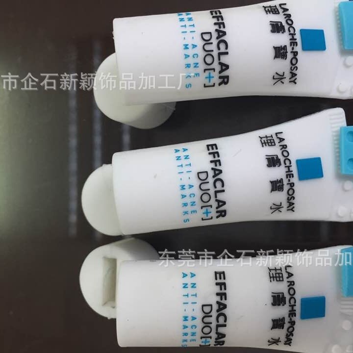 实地工厂供应硅胶PVC双面软胶滴胶卡通U盘套