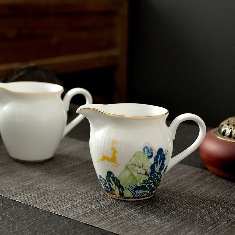 羊脂玉陶磁器の公道の杯の家庭用事務室の均等な杯は茶器の中国式の熱防止の白磁の茶道の部品の卸売りを分けます。|undefined