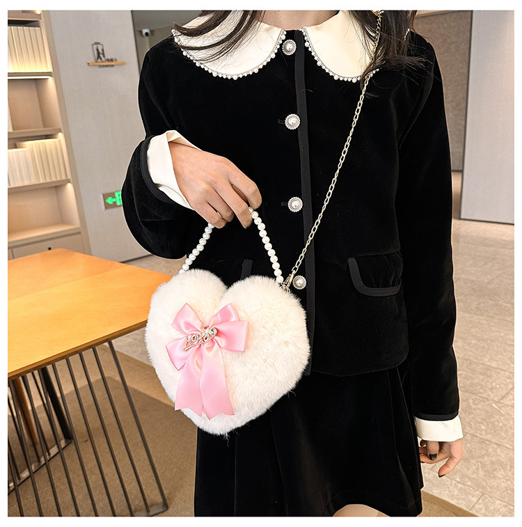 Women's Small Plush Letter Bow Knot Cute Zipper Shoulder Bag display picture 20