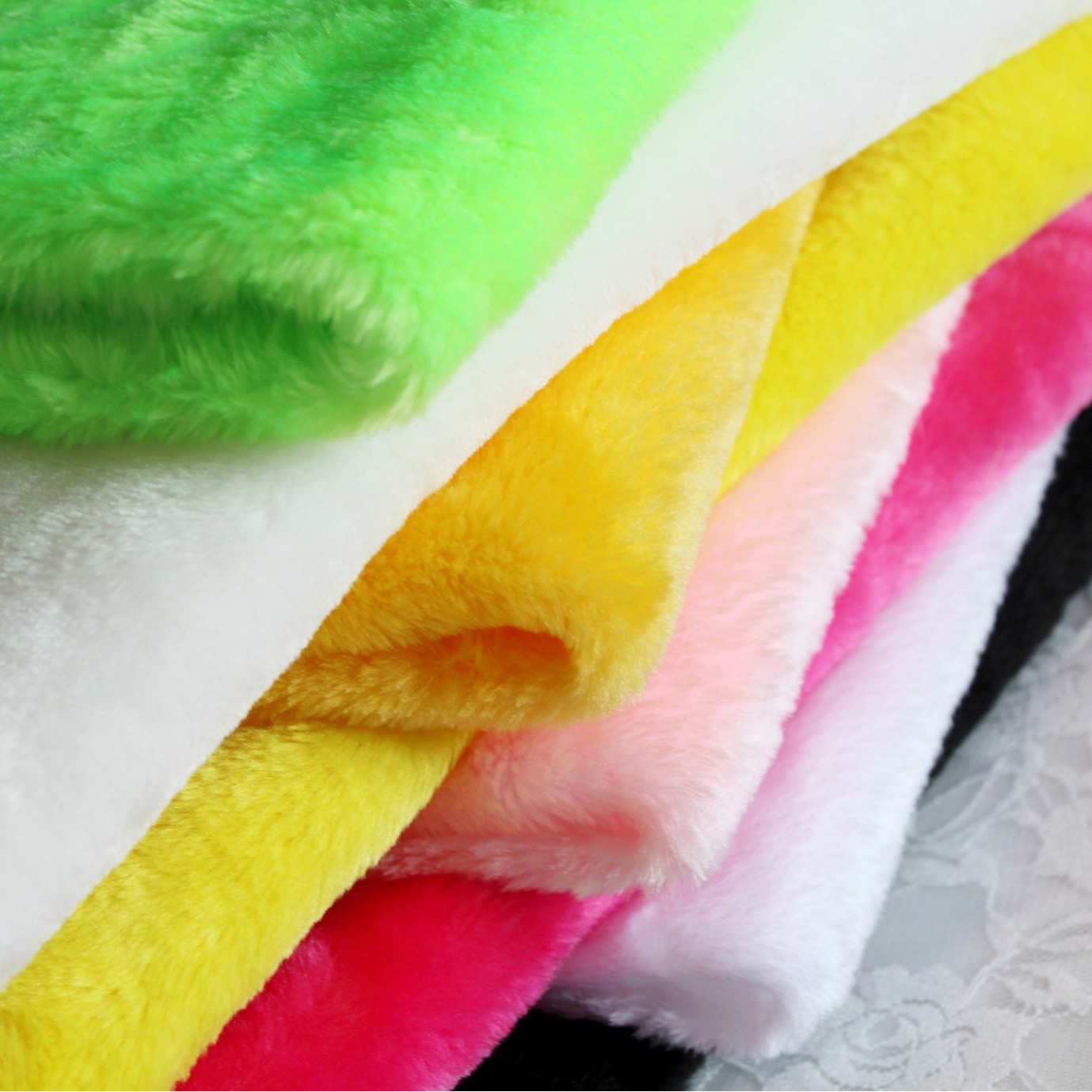 白色黑色咖啡色棕色加厚小毛皮割圈绒仿毛皮狗窝拖鞋展柜拍照布料