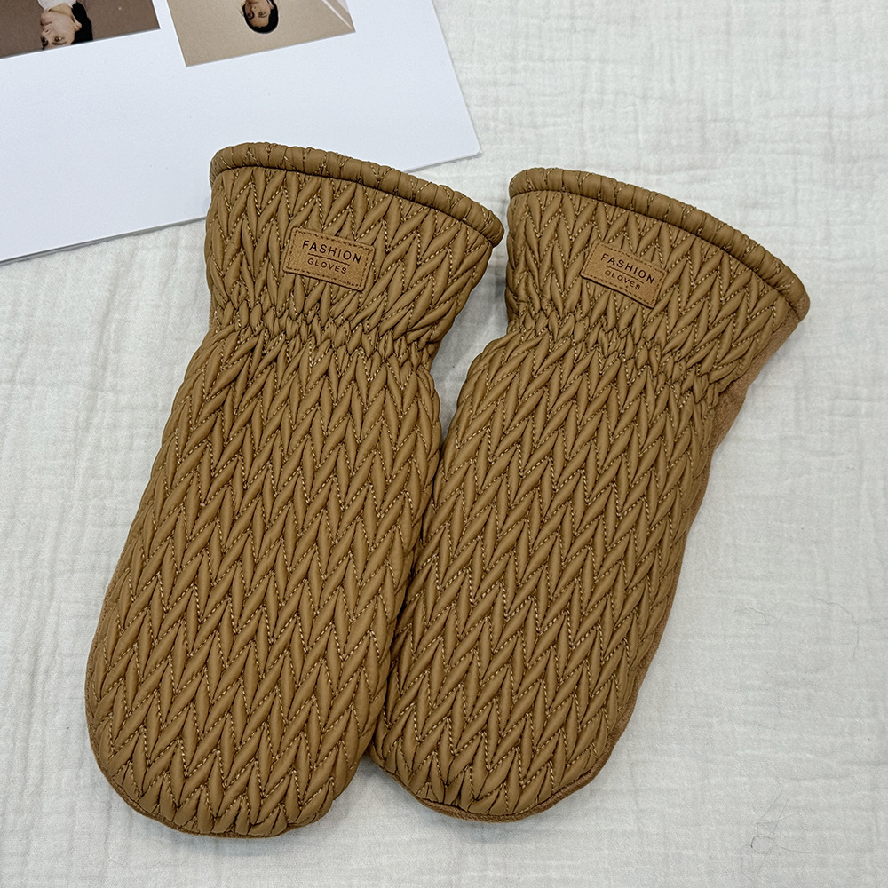 Invierno nuevo creativo de moda guantes de calentamiento estampado de esmalte grueso guantes antifrío de alta cara al por mayor