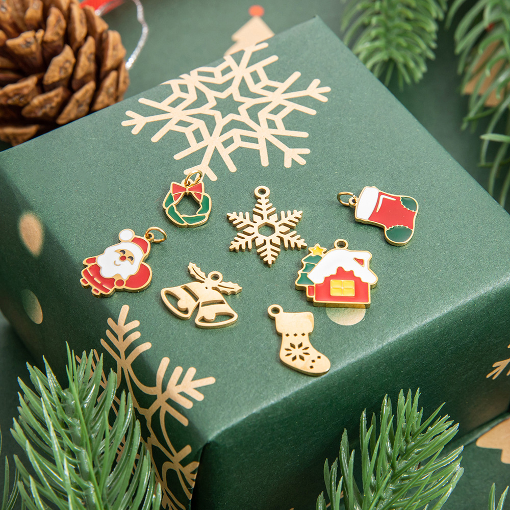 Wholesale Jewelry Cute Santa Claus Christmas Socks 304 Stainless Steel display picture 3