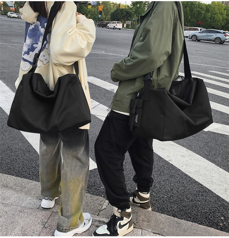 New South Korea simple trend big shoulder bag fashion shortdistance travel bag fitness bagpicture39