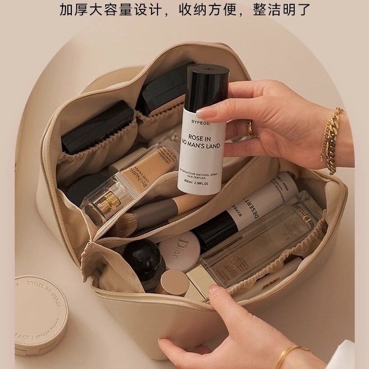 Cosmetic Bag Women's Large Capacity Portable Fashion Classy Travel Makeup Storage Bag Can Be Satchel Pillow Cosmetic Bag