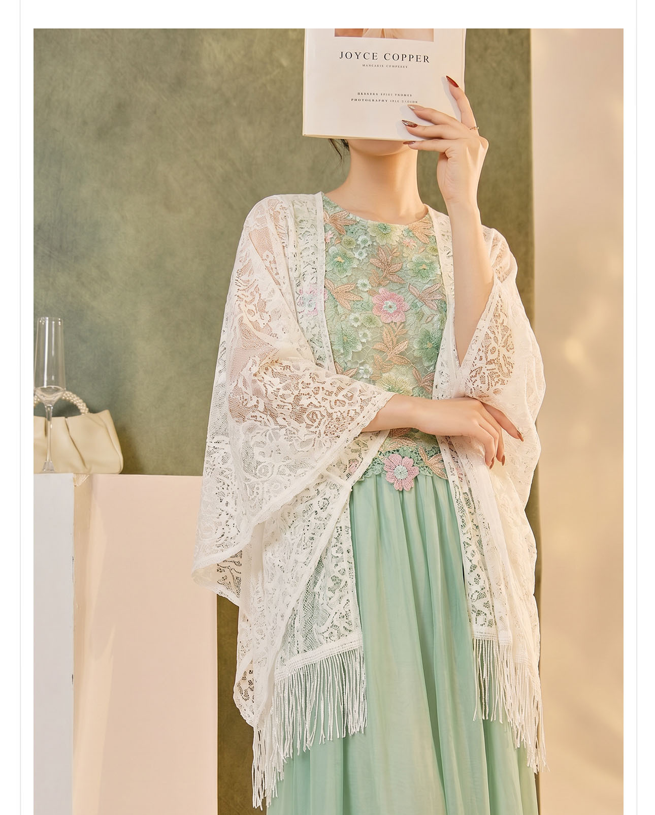Đầm maxi thêu hoa ren nổi — Xanh lá cây nhạtcolor chi tiết 13