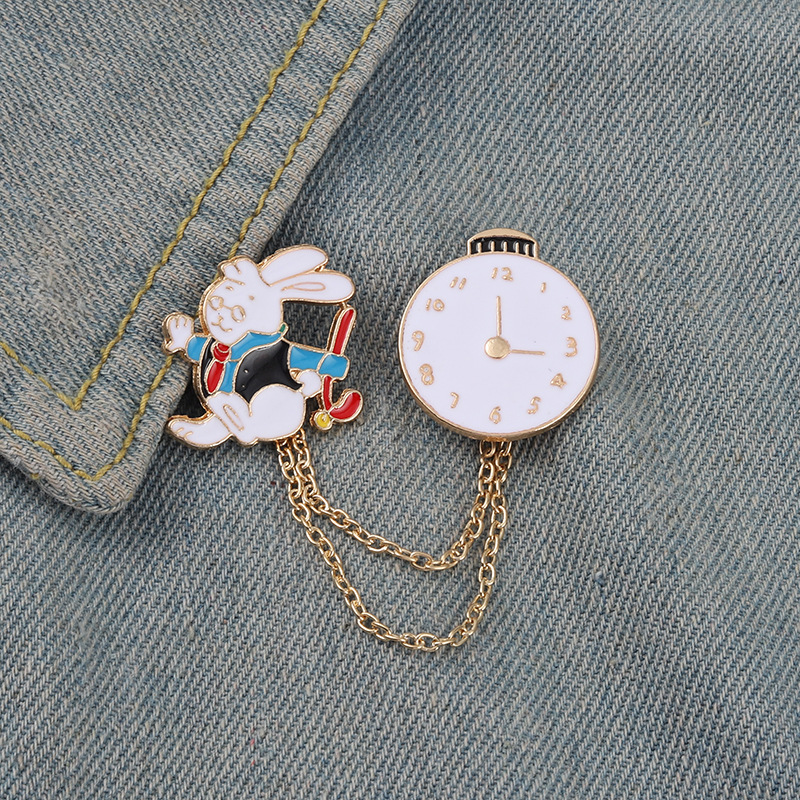 Foreign Trade Hot-Selling New Products Creative Cartoon Rabbit Pocket Watch Shape Painted Alloy Badge Accessories Brooch Wholesale