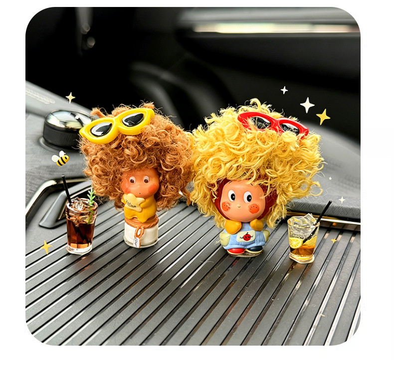 2026 New Style Afro Hair Car Dashboard Decoration Screen Display Car Interior Decoration Cute Female Influencer