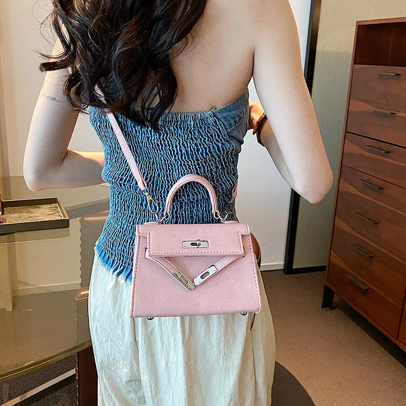 Bolsos retro populares de este año para mujer 2023 nueva moda otoño e invierno bolso de mensajero para mujer textura portátil Kelly