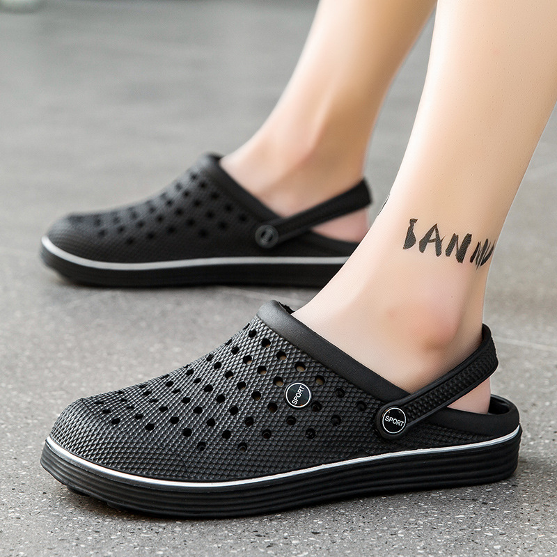 Men's New Outfit Breathable Lightweight Sandals Simple Beach Shoes Solid Color Hollow Hole Shoes Casual Shoes Men's New Outfit Breathable Lightweight Sandals Simple Beach Shoes Solid Color Hollow Hole Shoes Casual Shoes