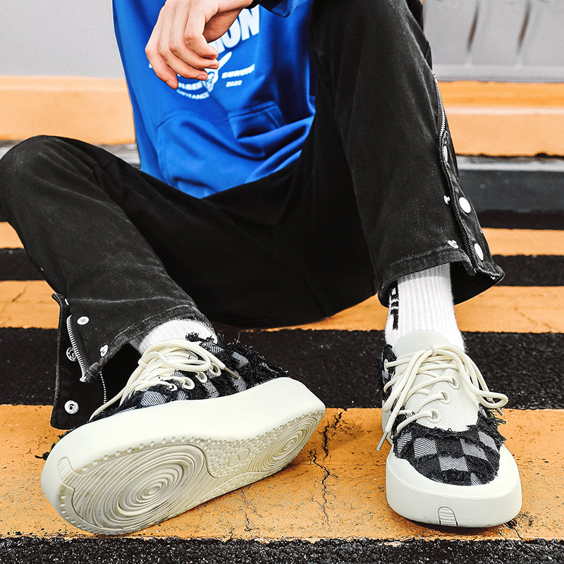 2024 autumn new men's low top canvas shoes Korean style trendy student skateboard shoes live sports casual men's shoes_voghion.com