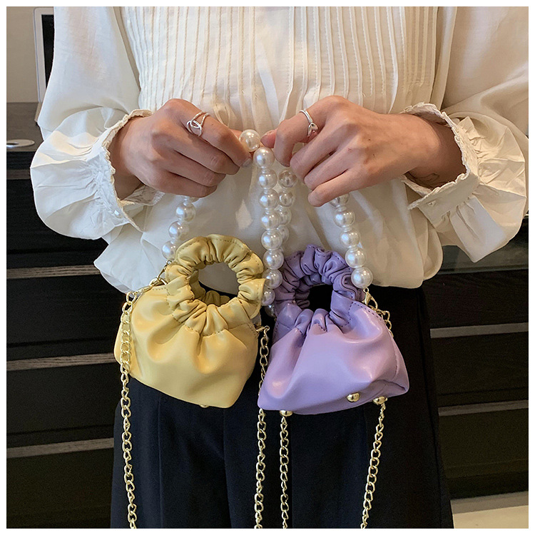255g Weight Beading, Pearls Fashion Element Clasp Frame Closure Type Top Handle, Chain Strap Type Crossbody Bag Bags Type Casual, Daily, Shopping Occasion Pu Leather Material Solid Color Pattern All Seasons Season Kid'S Gender Cute Style Bucket Shape Kid'S Pu Leather Solid Color Cute Beading Pearls Bucket Clasp Frame Crossbody Bag 48