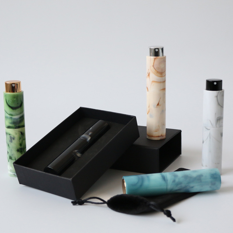 跨境专供批发高档礼盒旋转分装瓶套装香水喷雾瓶便携装10ml