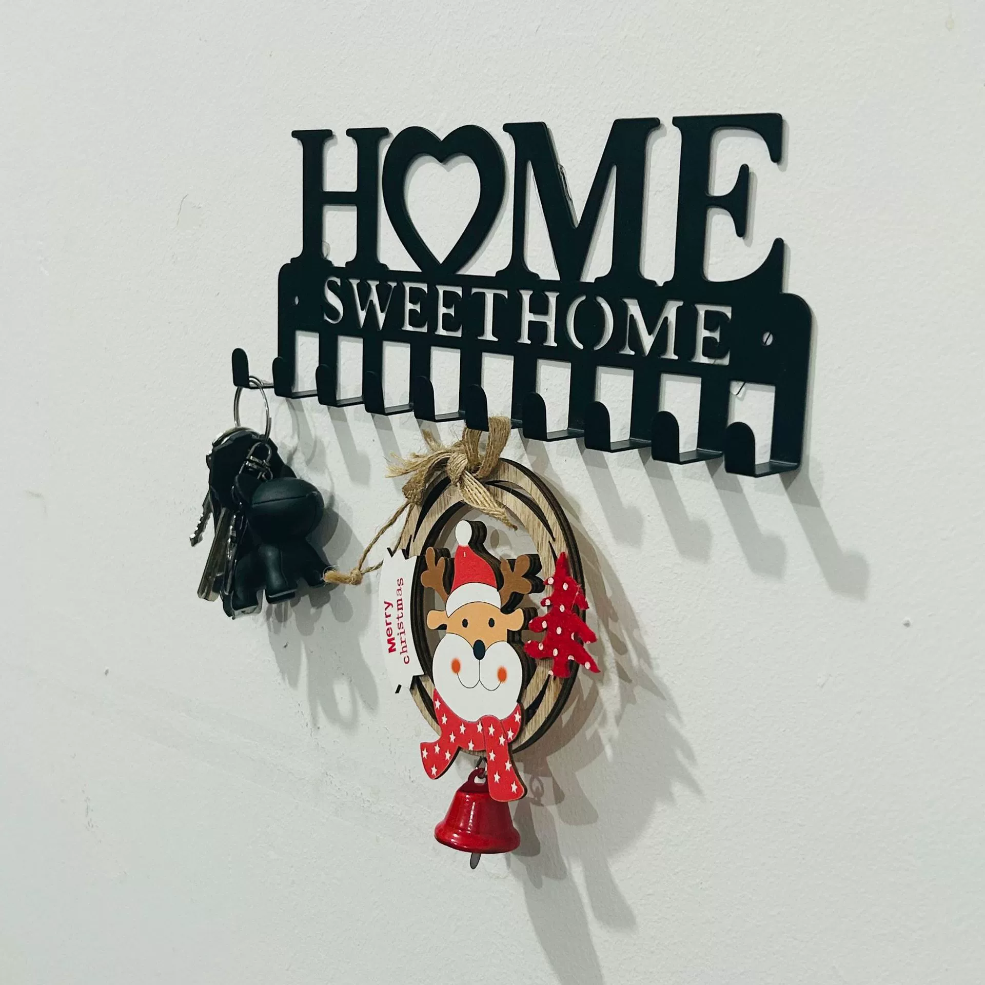 Кросс -бордер HOME ключ Висит на стене стенд из металлического искусства украшение крюк Ключница плащ и крыльцо