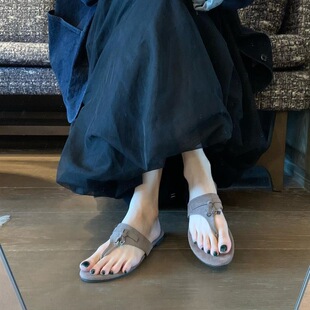 С��Ƥ��������Ь�������б�����⴩ܛ�ױ���С���Aֺƽ�כ���Ů