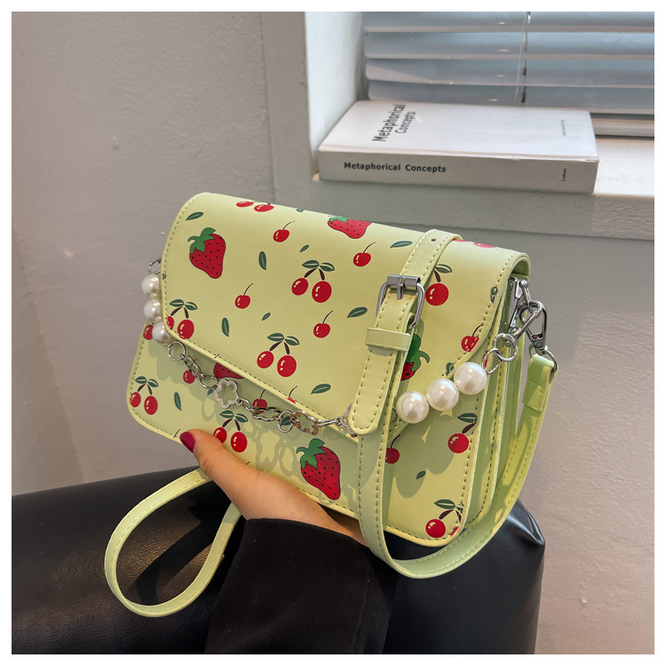 Women's Artificial Leather Fruit Cute Fashion Pearl Square Magnetic Buckle Crossbody Bag Diamond Pattern Bag display picture 4