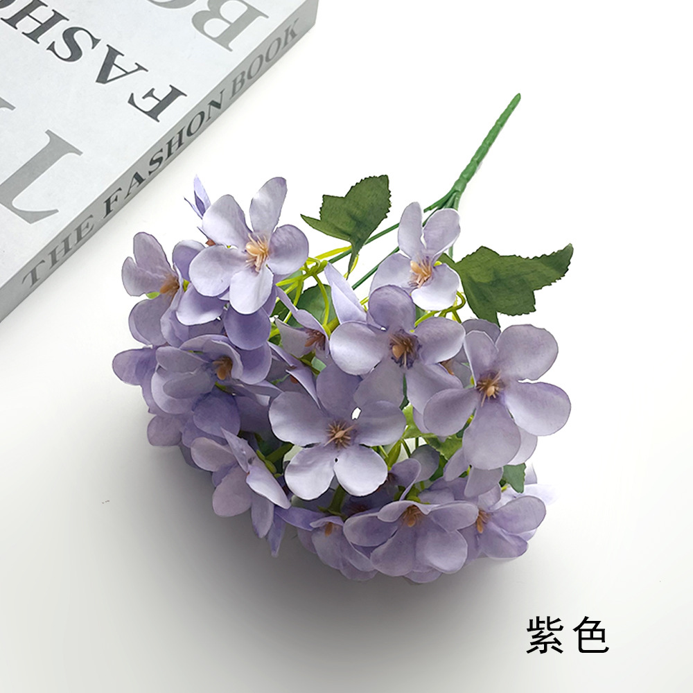 보라색