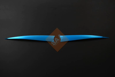 car trim Prius, Şüşə kənarı xromları/moldingləri - front-car-logo-trim-blue-1609