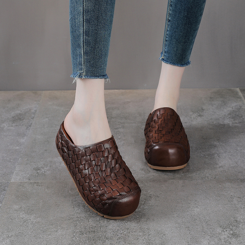 Sandal cao gót nữ da thật mũi nhọn đan thủ công, gót 9 cm — màu nâu