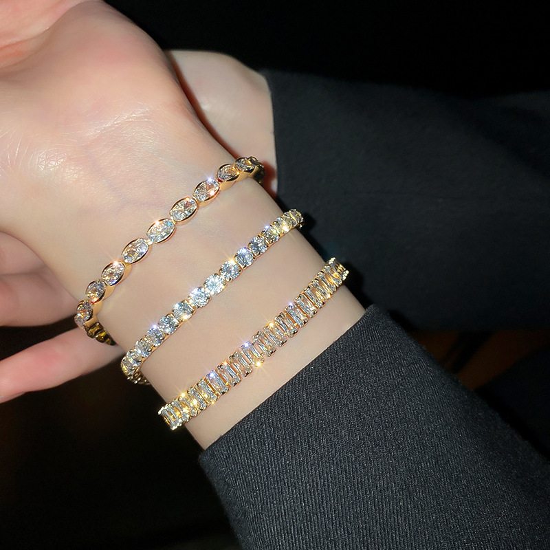 10g Weight Artificial Gemstones Inlay Material Bracelets Classification Alloy Chain Material Tennis Chain Chain Type Anniversary, Business, Travel Occasion Alloy Material Geometric Pattern Women'S Gender Simple Style Style Simple Style Geometric Artificial Gemstones Alloy Tennis Chain Chain & Link Bracelets Wholesale 无