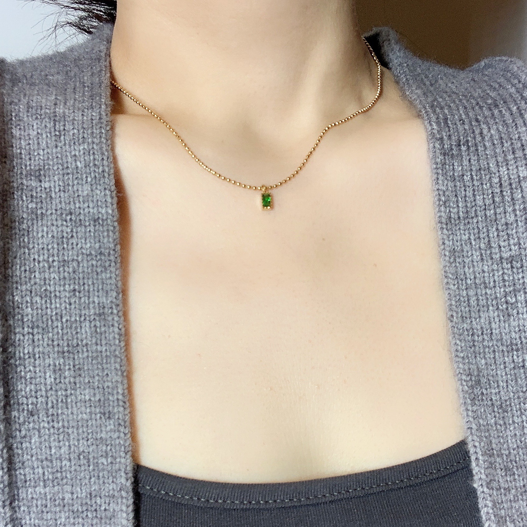 Designer Style Advanced Light Luxury Emerald Small Square Diamond Titanium Steel Plated Collar Necklace_voghion.com