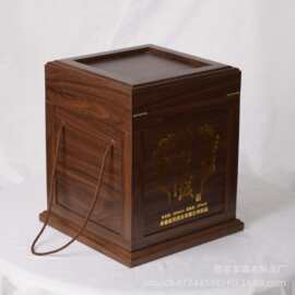 新款白酒收纳盒手提式节日送礼白酒坛包装盒亮面烤漆多瓶装白酒盒