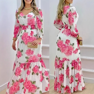 ���R�d����վ�羳Ůʿ�r�л���ӡ�����|�������m�ȵ�Ůʿ�B��ȹ