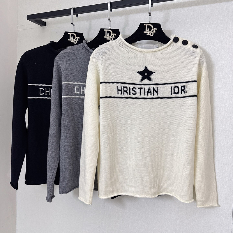 Nanyou Classy Shoulder Button Five-Pointed Star Jacquard Letter Cashmere Wool Knitwear Long-Sleeved Lazy Style Knitwear for Women