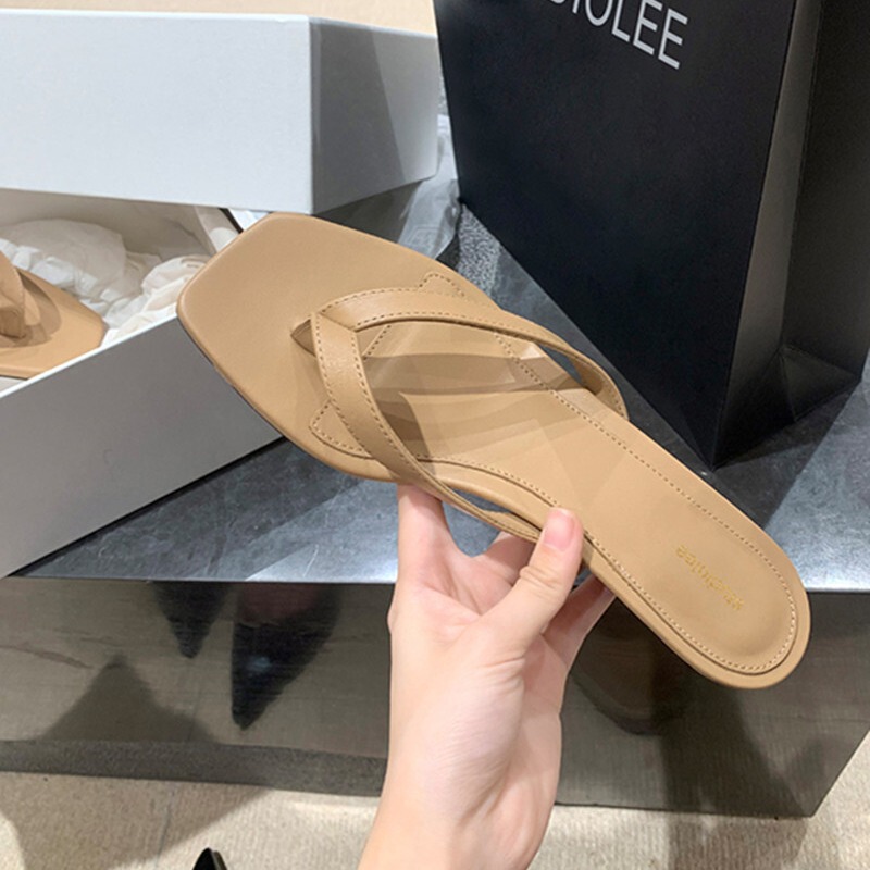 Grape Mom Same Style Manchester City Street Corner ~ Summer New Genuine Leather Flat Flip-Flops Outerwear Flip-Flops