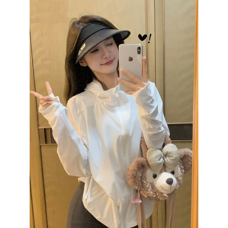 White Ice Silk Sun Protection Clothing for Women's Outer Wear Summer Anti-uv Outwear for Women 2024 New Light and Breathable Skin Clothing