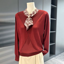 中老年休闲套装;中老年外套;中老年连衣裙