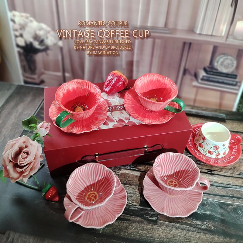 Highly Attractive Floral Ceramic Cup Wedding Celebration Coffee Cup Set Ceramic Mug Gift for Couples in a Luxurious Box