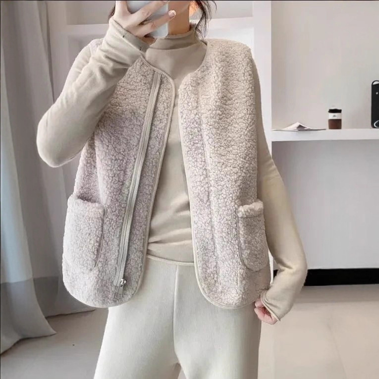 2025秋冬新款羊羔毛绒马夹外穿外套复古风背心女皮毛一体潮马甲厚