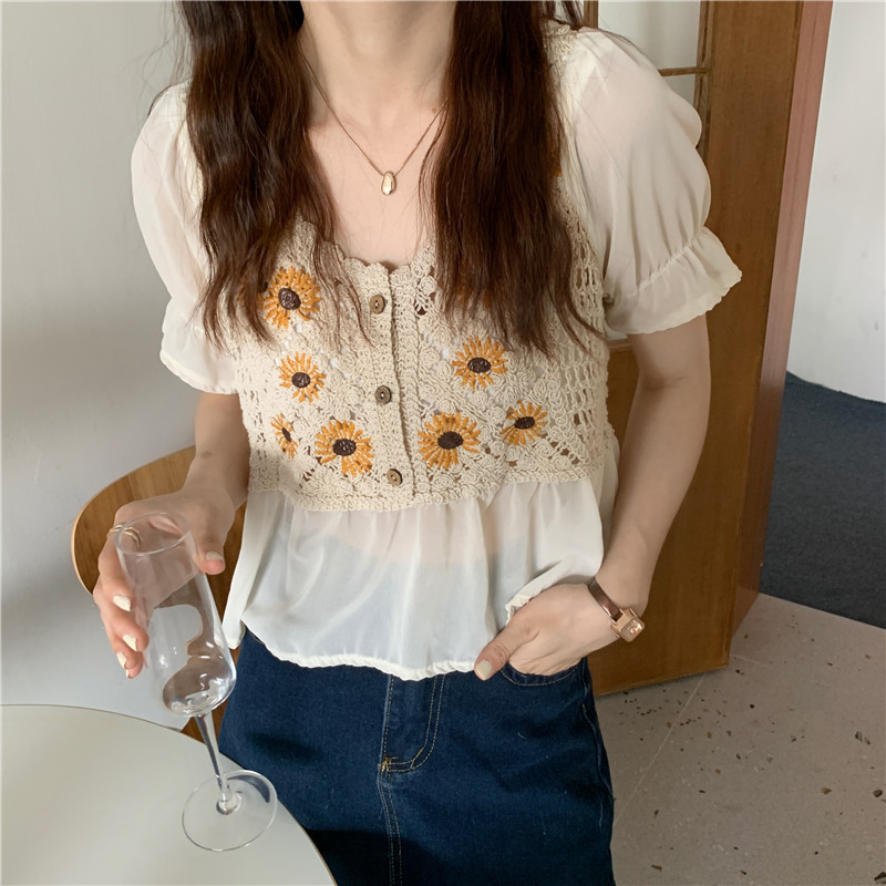Euro-Korean 2023 New Short-sleeved T-shirt Semi-invisible Chrysanthemum Lace Embroidered Clove Wind Chiffon Blouse Blouse Blouse