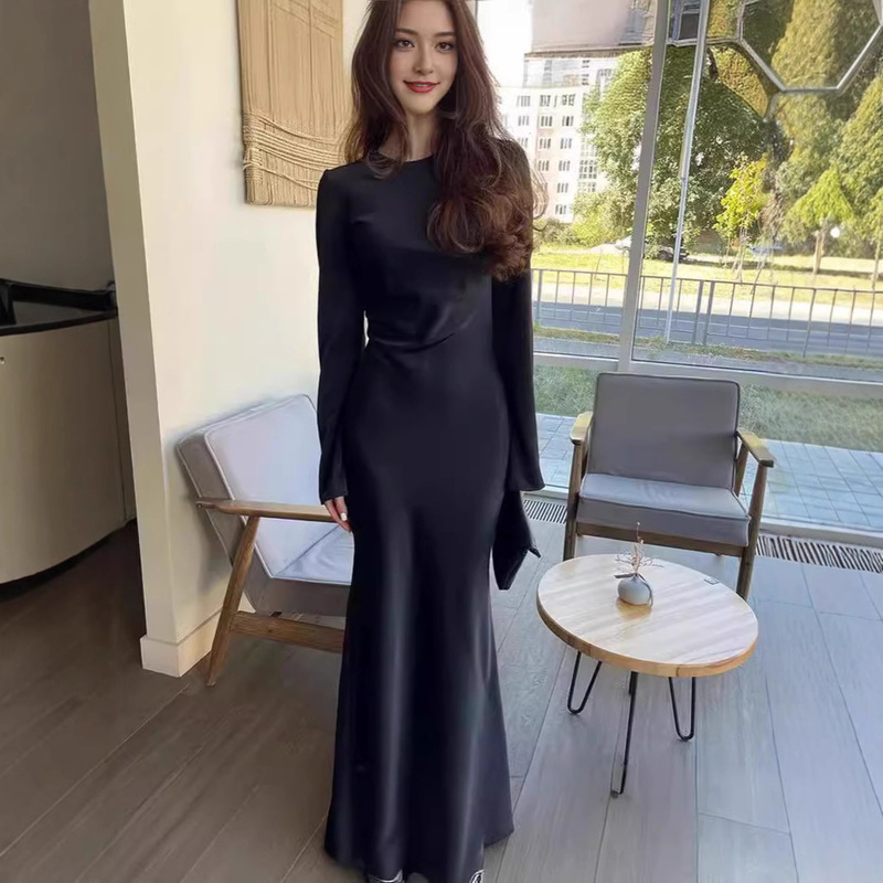 Summer Women's Elegant Solid Color Long-Sleeve Round-Neck Waist-Cinching Bodycon Dress French Style 2026 Summer Dress in Stock