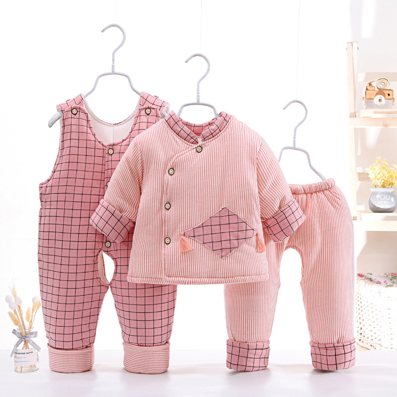 Bebé ropa acolchada de algodón traje ropa de recién nacido Otoño e Invierno chaqueta acolchada de algodón engrosada 0-1 años de edad hombres y mujeres 3 bebé ropa de invierno traje de tres piezas
