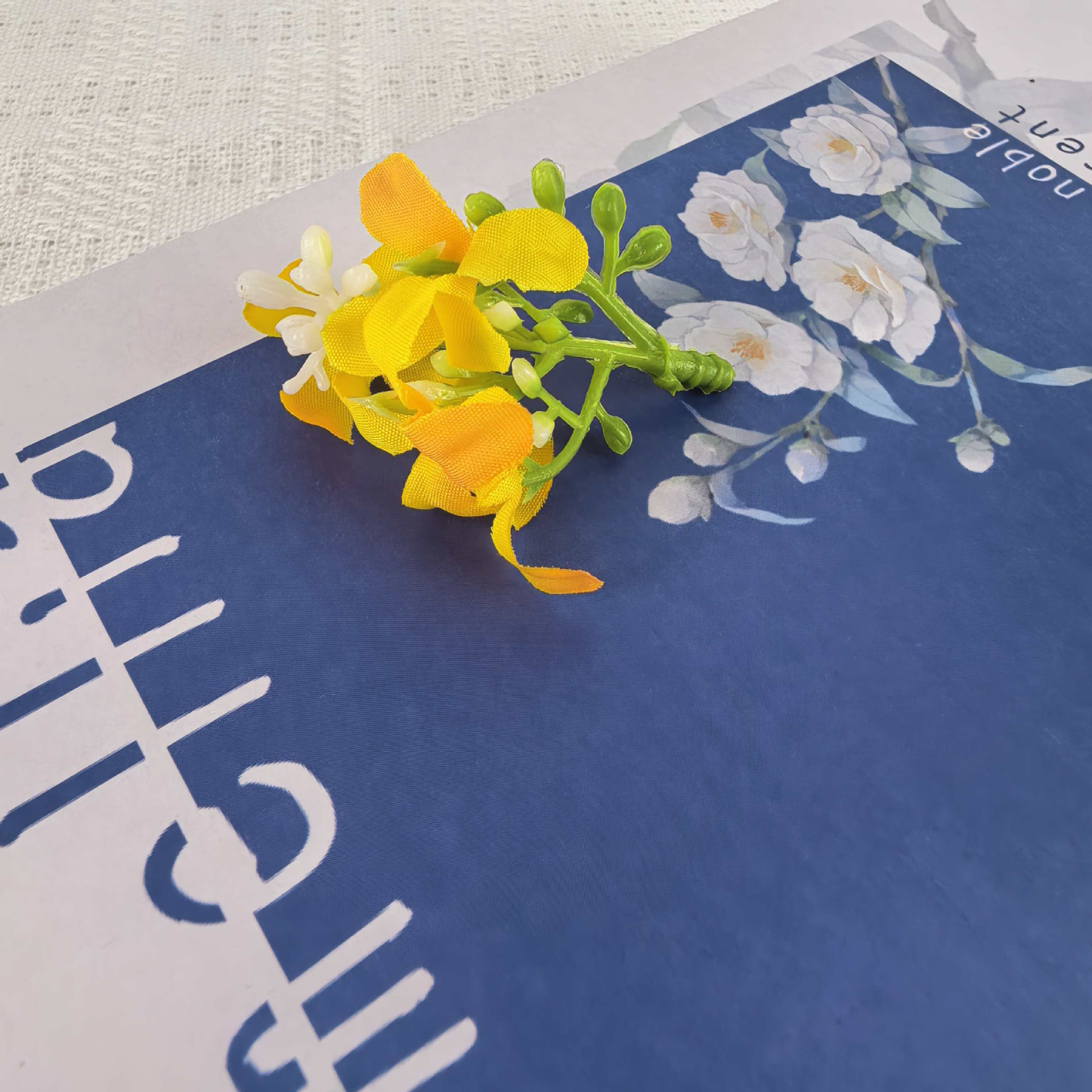 Osmanthus flor flor hortenida clavos flor cabeza de flor caja de regalo caja de flores diy material de cabeza de flor