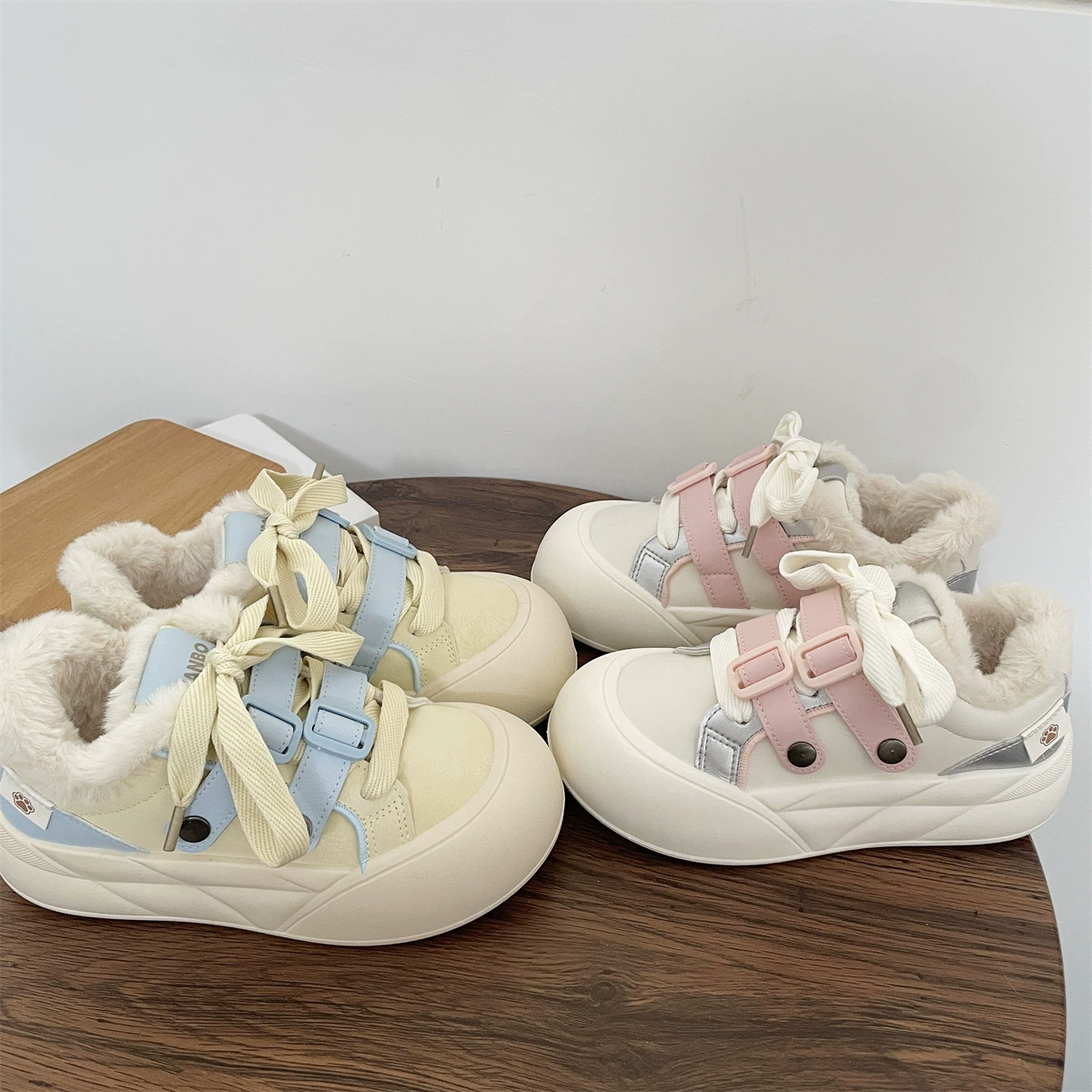 Молоко fufu плюс бархат маленькие белые туфли женские теплые хлебные туфли Студенческая повседневная обувь с толстым подошвом