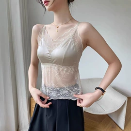 休闲裤;吊带背心;半身裙